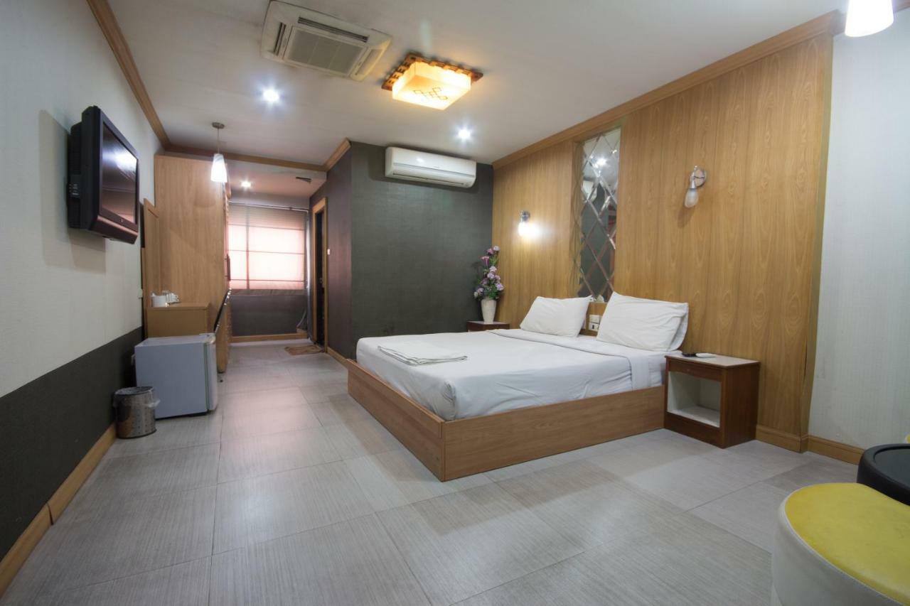 Khon Kaen Ruenrom Hotel Eksteriør billede